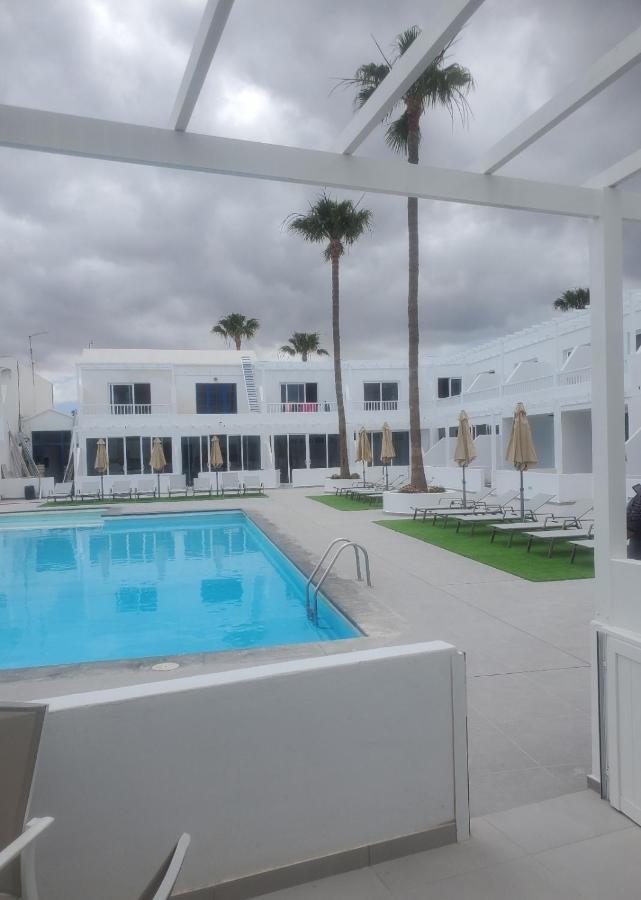 Atlantic View 1B 2 Bedrooms Ground Floor, Complex Featured On A Place In The Sun Puerto del Carmen  Esterno foto